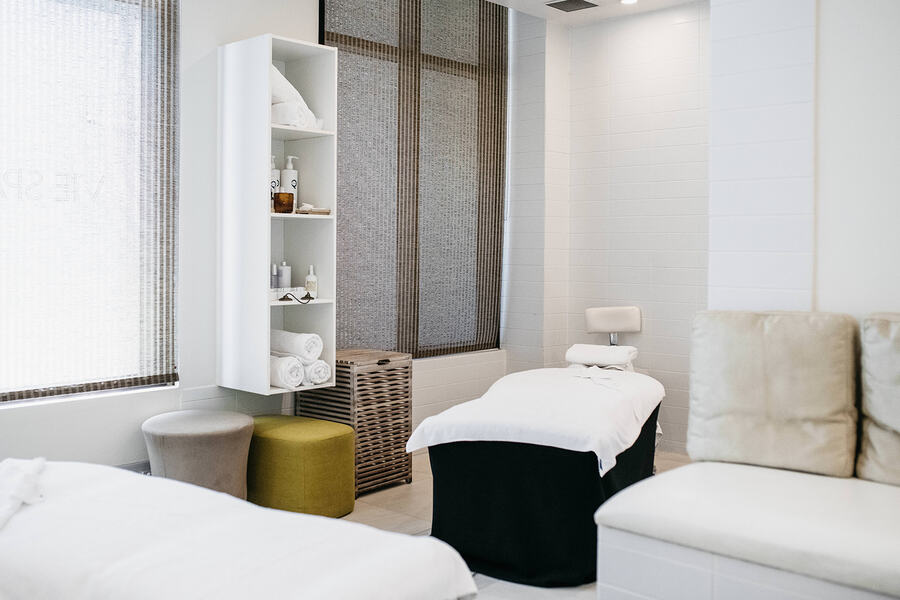 Pullman, Port Douglas & Palm Cove.